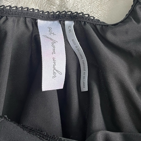 Urban Outfitters Black Lace-Trim Camisole - Picture 4 of 4